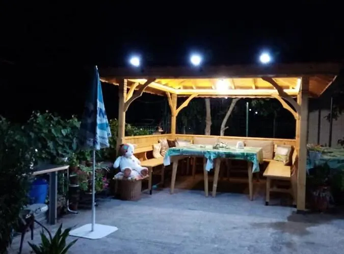 Guest Kotvаta Casa de hóspedes 2*