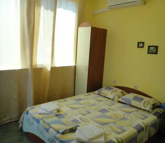 Casa de hóspedes Guest Kotvаta 2*